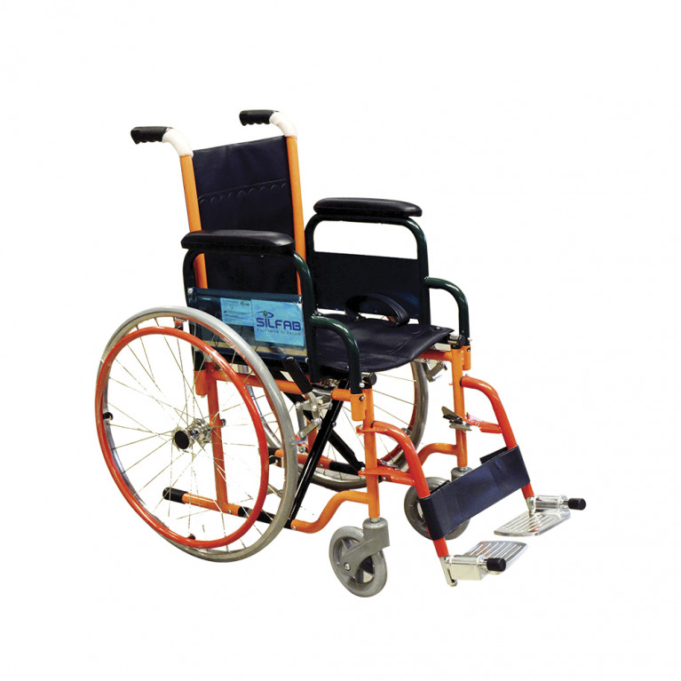 SILLA DE RUEDAS MULTICOLOR CON APOYABRAZOS Y PEDANAS DESMONTABLES. ANCHO 35CM (*)
